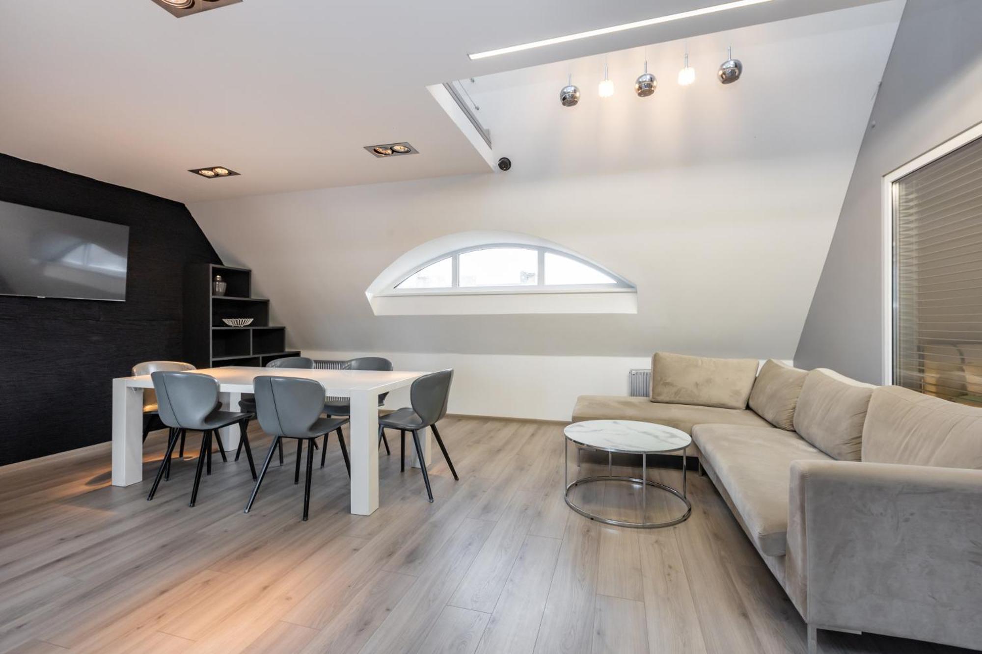 Penthouse Apartment With Terrace Riga Exterior foto