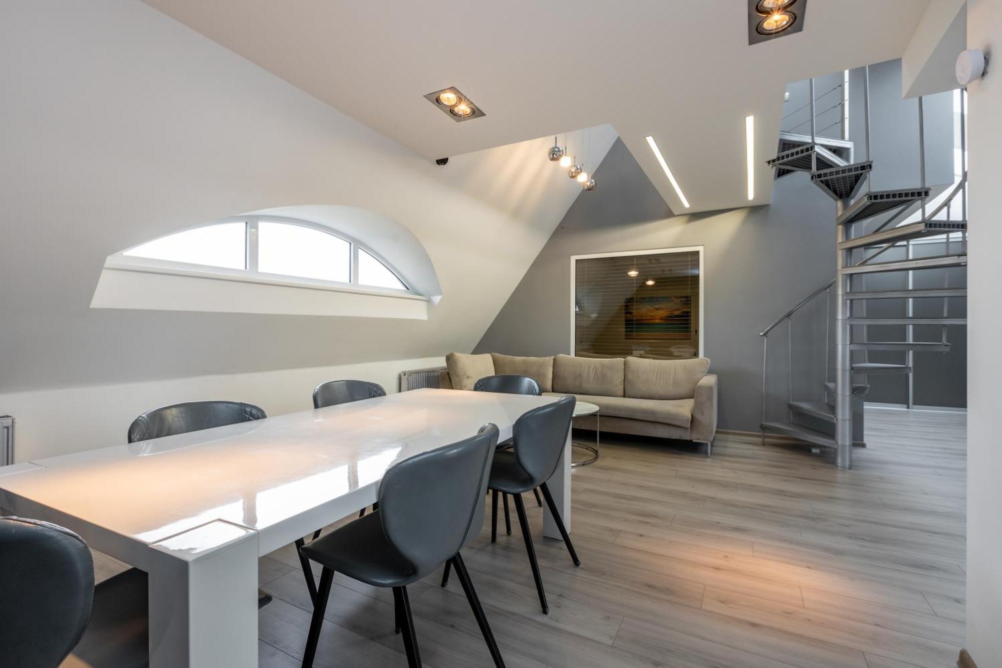 Penthouse Apartment With Terrace Riga Exterior foto